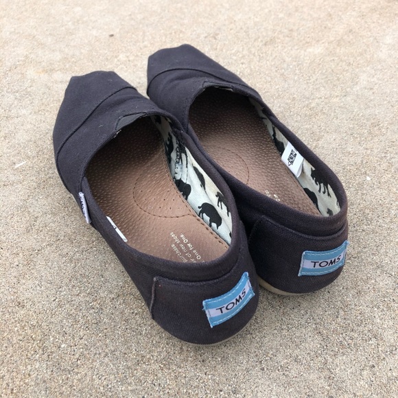 Black Toms - Picture 4 of 4